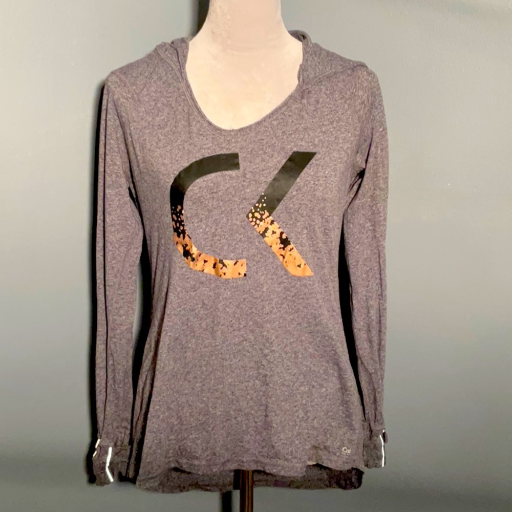 Calvin Klein workout top. Size large.